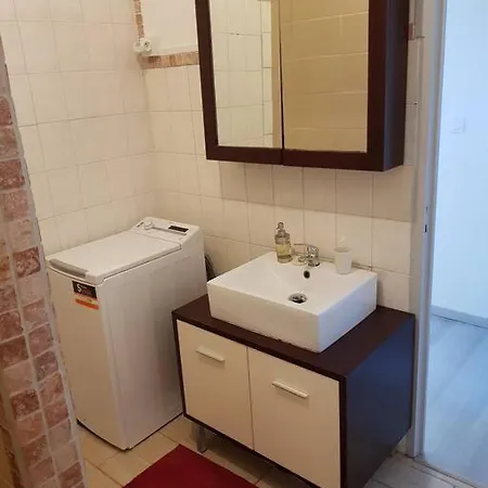 Lejlighed Ovu Piscine Chauffee Entre Et Montagne A 1 Km De La