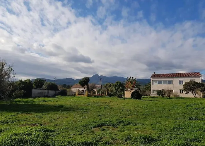 Ovu Piscine Chauffee Entre Et Montagne A 1 Km De La * Solaro
